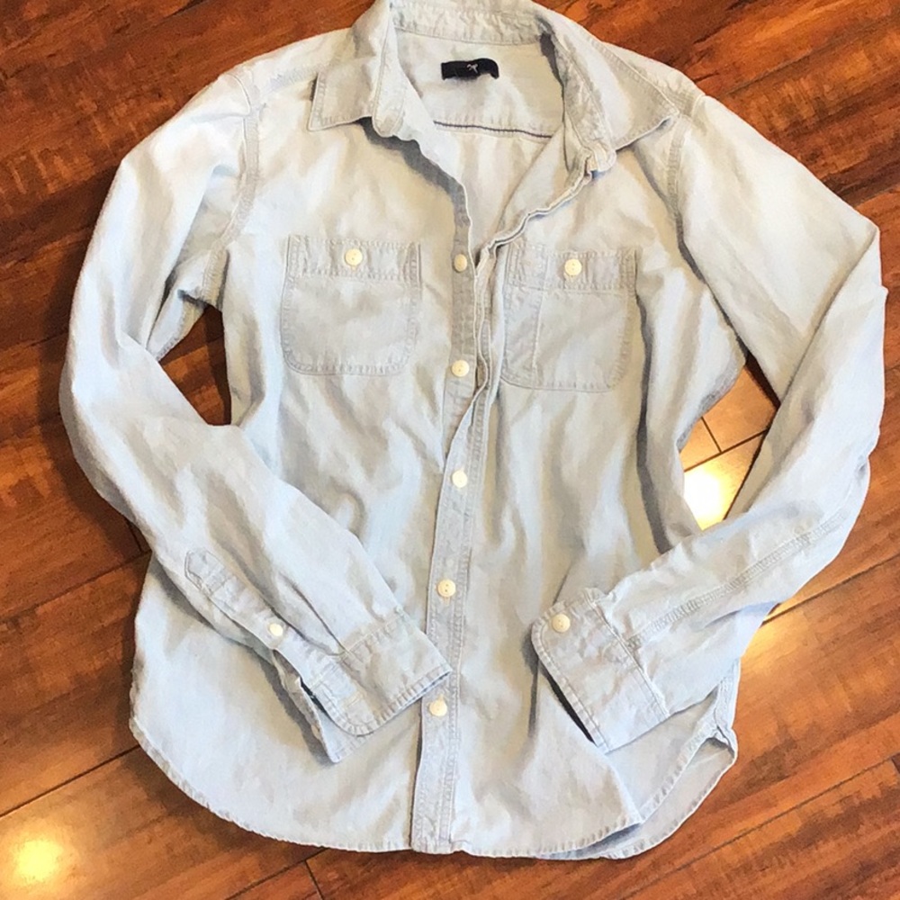 Gap jean shirt. XX